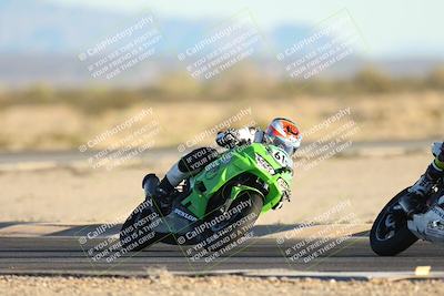 media/Dec-07-2025-CVMA (Sun) [[3e7d2de5dc]]/Race 18-Formula Twins-Formula 40 UL/